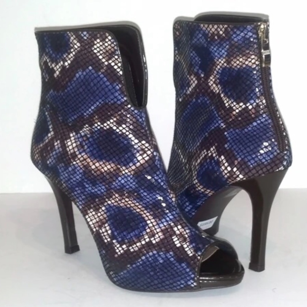 Women’s shoes and boots